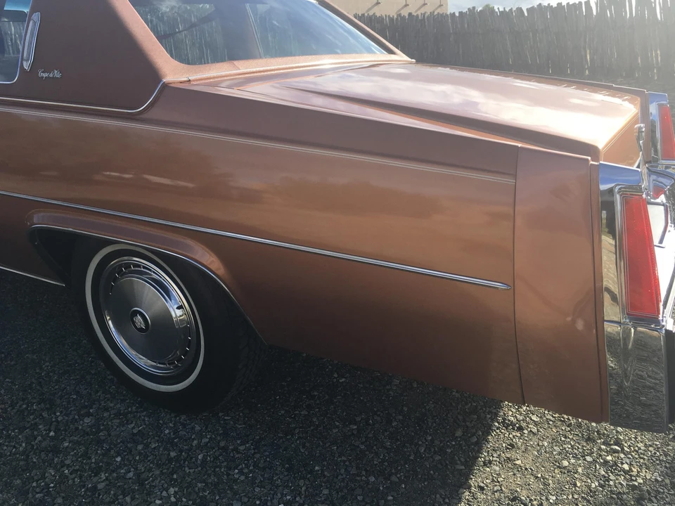 1977 Cadillac DeVille 5th Gen - Image 17 of 31