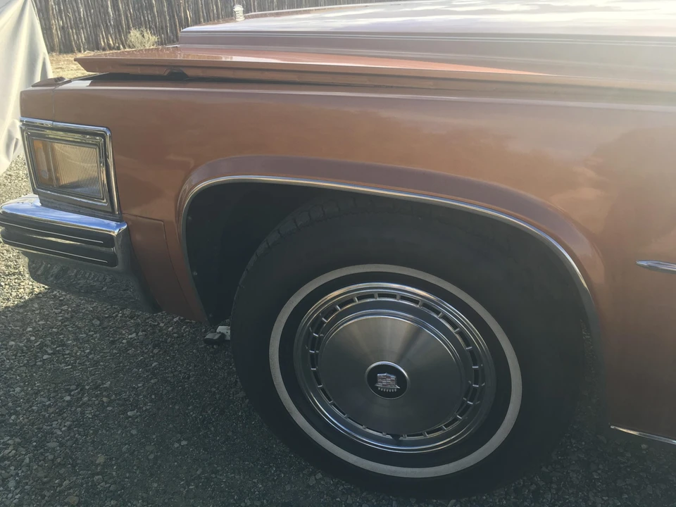 1977 Cadillac DeVille 5th Gen - Image 13 of 31