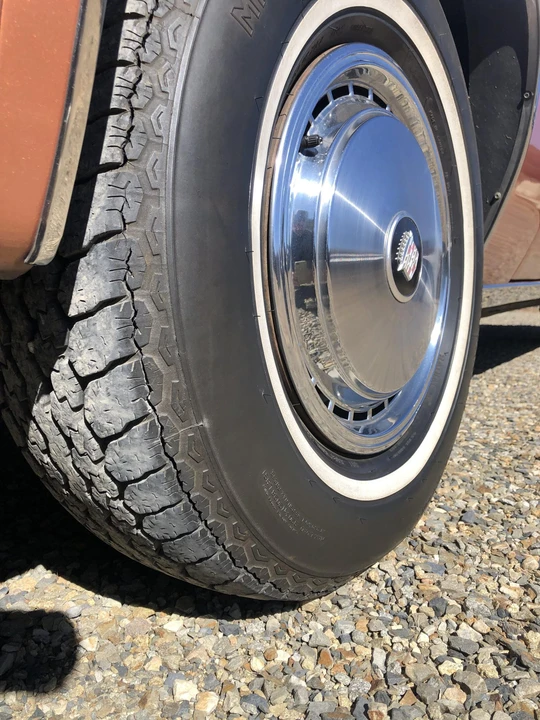 1977 Cadillac DeVille 5th Gen - Image 28 of 31