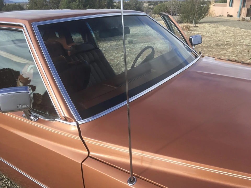 1977 Cadillac DeVille 5th Gen - Image 24 of 31