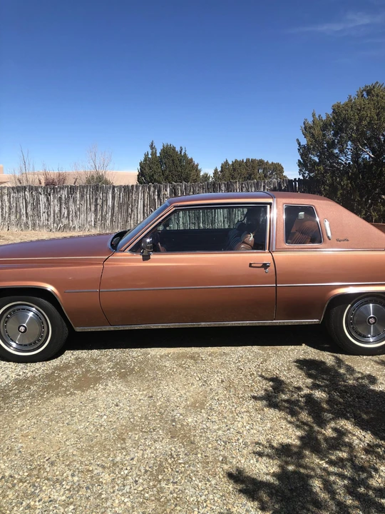 1977 Cadillac DeVille 5th Gen - Image 15 of 31