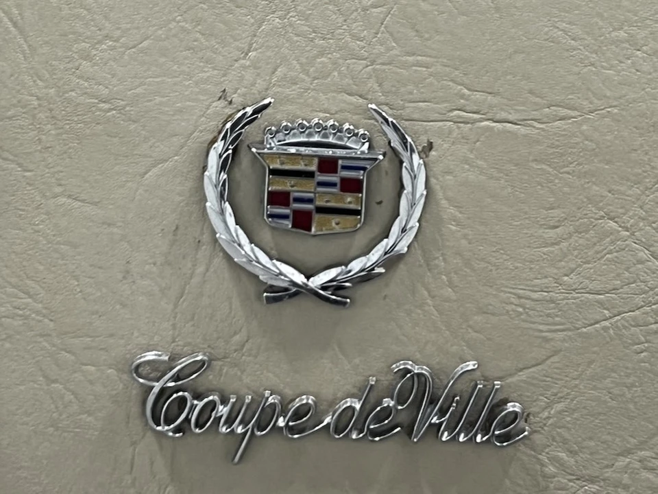 1977 Cadillac DeVille 5th Gen - Image 28 of 31