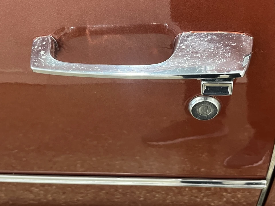 1977 Cadillac DeVille 5th Gen - Image 24 of 31