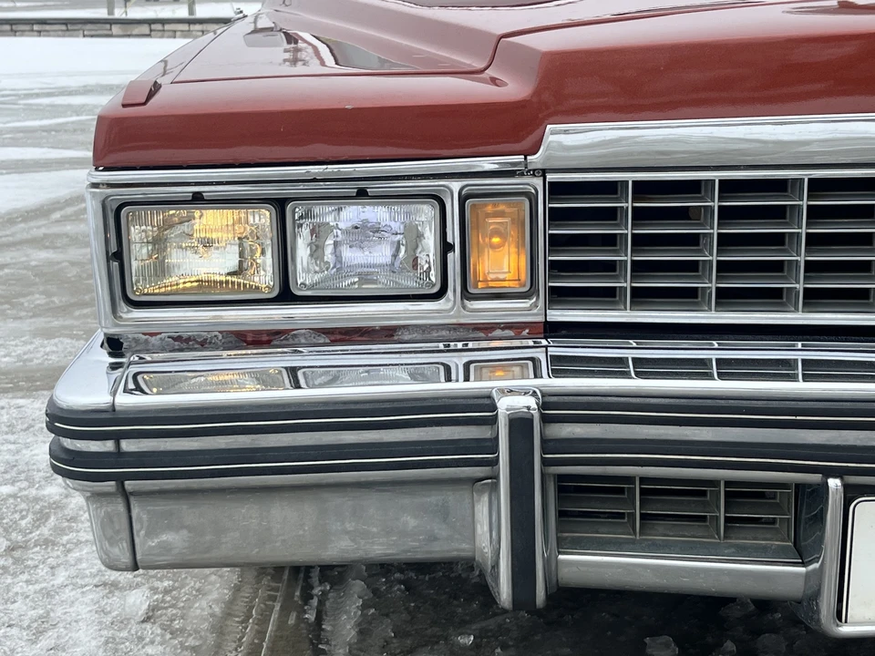 1977 Cadillac DeVille 5th Gen - Image 16 of 31