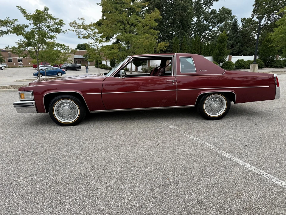 1977 Cadillac DeVille 5th Gen - Image 6 of 31