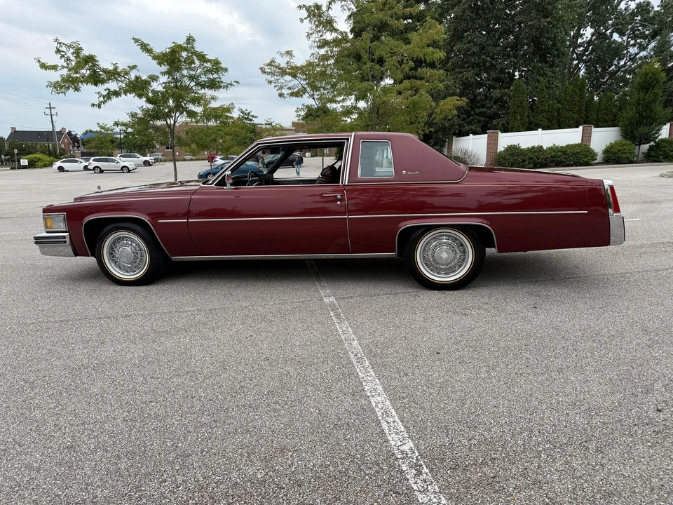 1977 Cadillac DeVille 5th Gen - Image 7 of 31