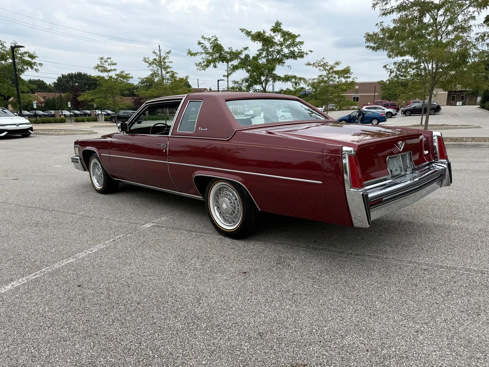 1977 Cadillac DeVille 5th Gen - Image 10 of 31