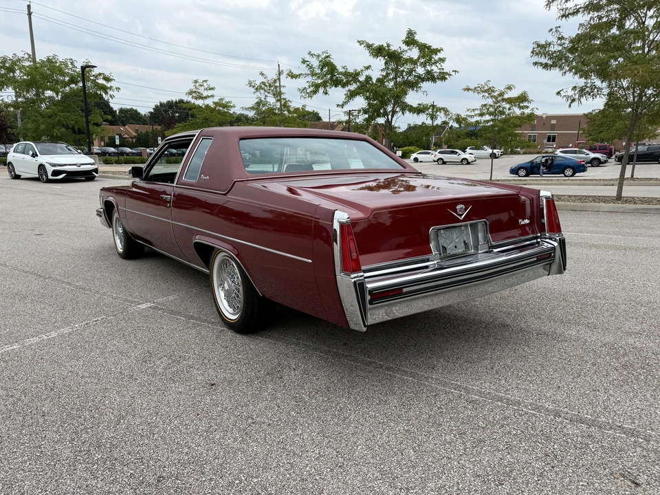 1977 Cadillac DeVille 5th Gen - Image 11 of 31