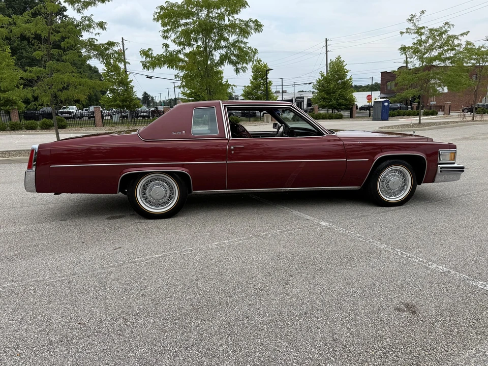 1977 Cadillac DeVille 5th Gen - Image 20 of 31
