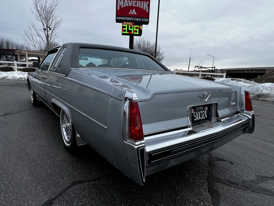 1977 Cadillac DeVille 5th Gen - Image 7 of 31