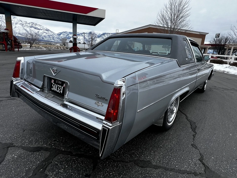 1977 Cadillac DeVille 5th Gen - Image 9 of 31