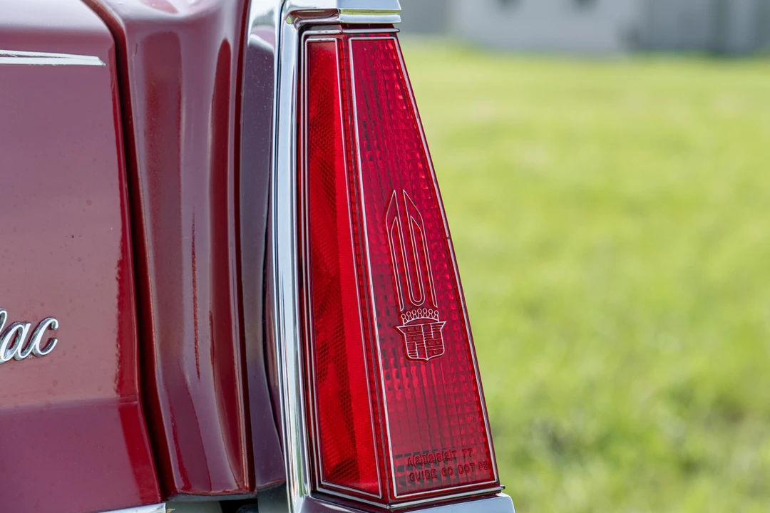 1977 Cadillac DeVille 5th Gen - Image 18 of 31
