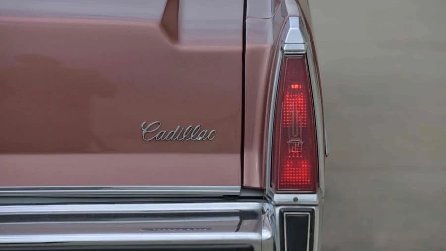 1977 Cadillac DeVille 5th Gen - Image 11 of 12