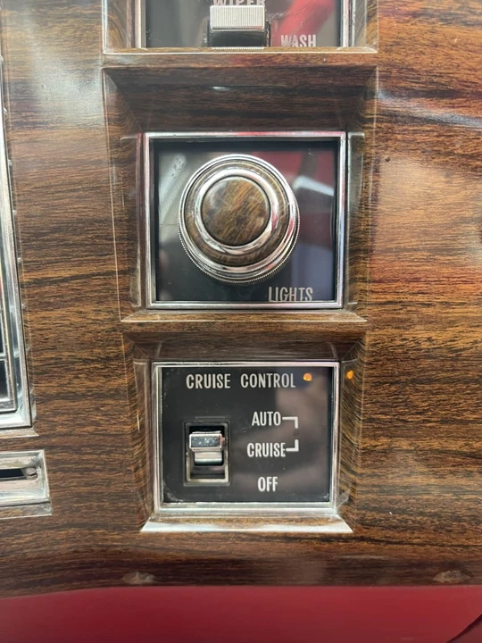 1977 Cadillac DeVille 5th Gen - Image 20 of 31