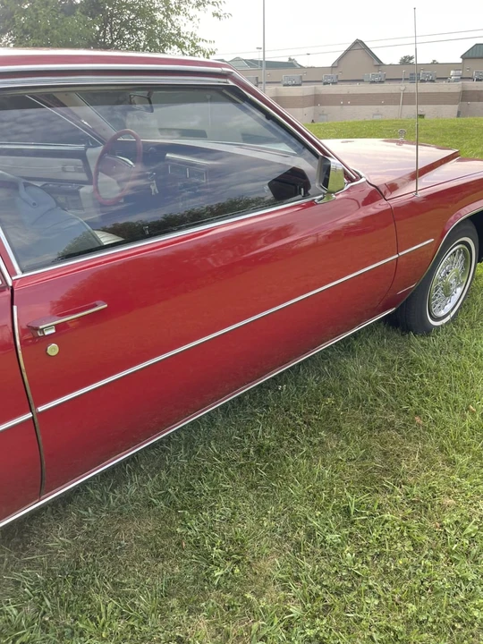 1977 Cadillac DeVille 5th Gen - Image 15 of 31