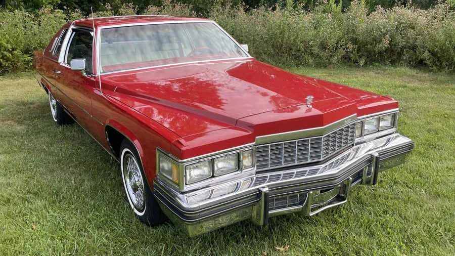 1977 Cadillac DeVille 5th Gen - Image 2 of 31