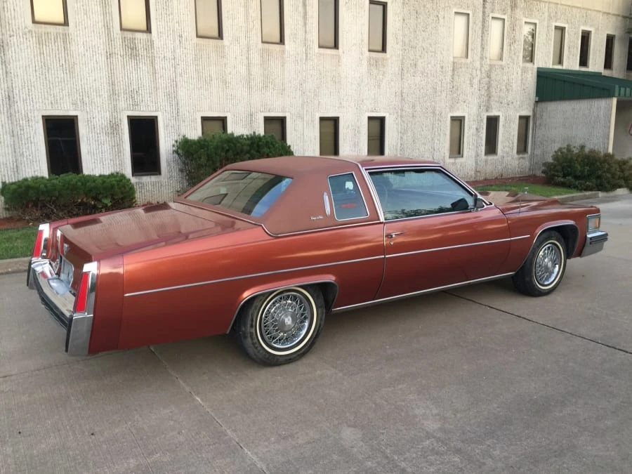 1977 Cadillac DeVille 5th Gen - Image 3 of 8