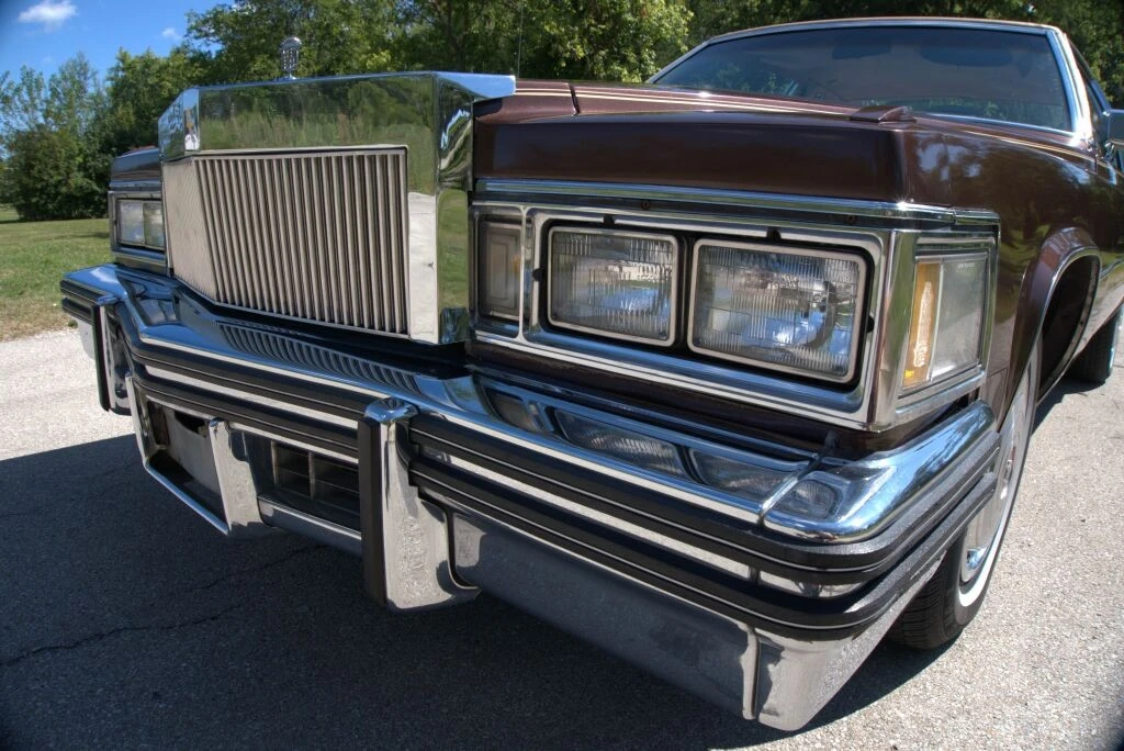 1977 Cadillac DeVille 5th Gen - Image 10 of 12