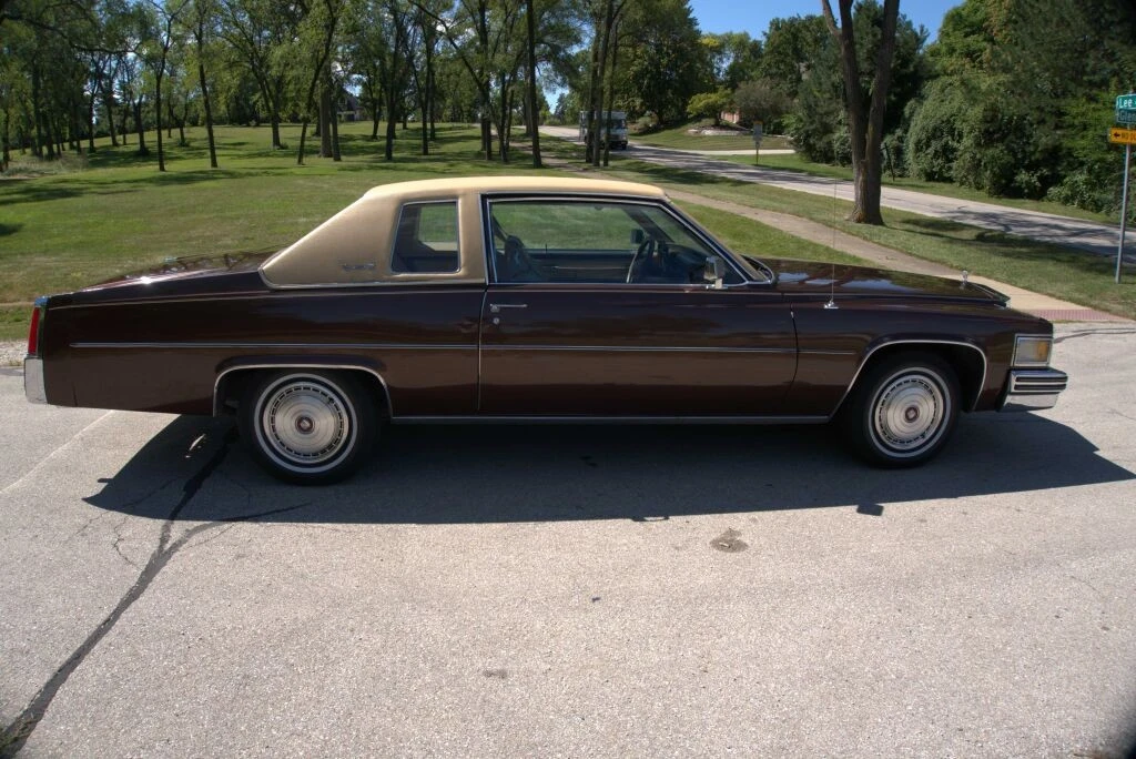 1977 Cadillac DeVille 5th Gen - Image 6 of 12
