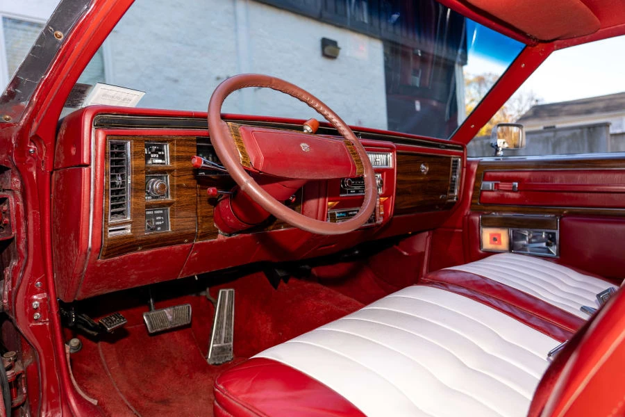 1977 Cadillac DeVille 5th Gen - Image 15 of 24