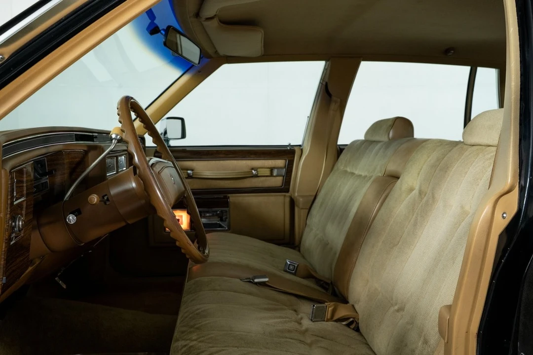 1977 Cadillac DeVille 5th Gen - Image 21 of 31