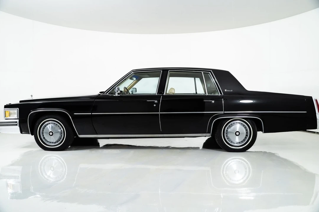 1977 Cadillac DeVille 5th Gen - Image 6 of 12