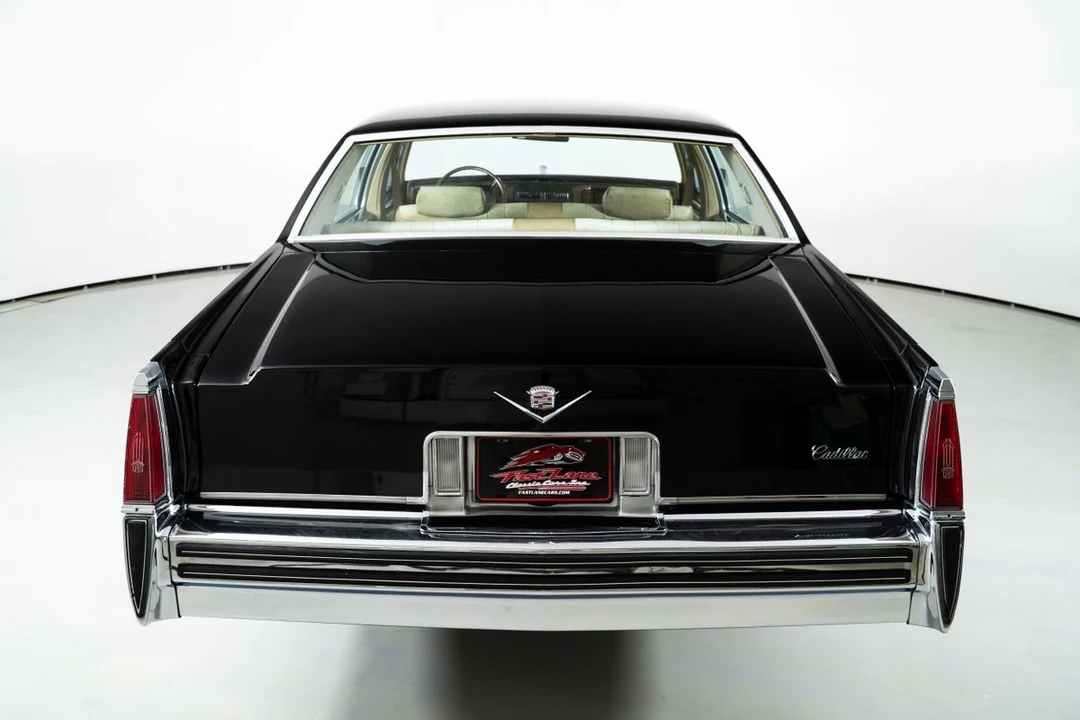 1977 Cadillac DeVille 5th Gen - Image 11 of 21