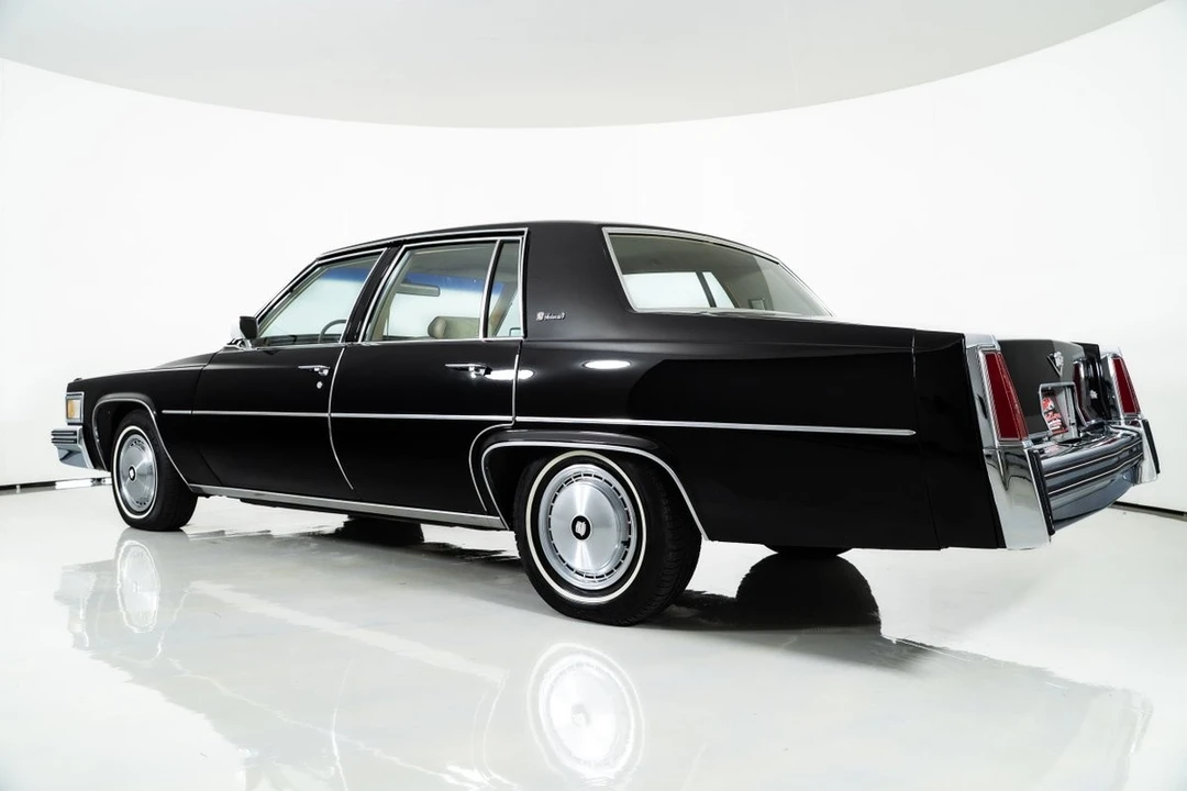 1977 Cadillac DeVille 5th Gen - Image 10 of 21