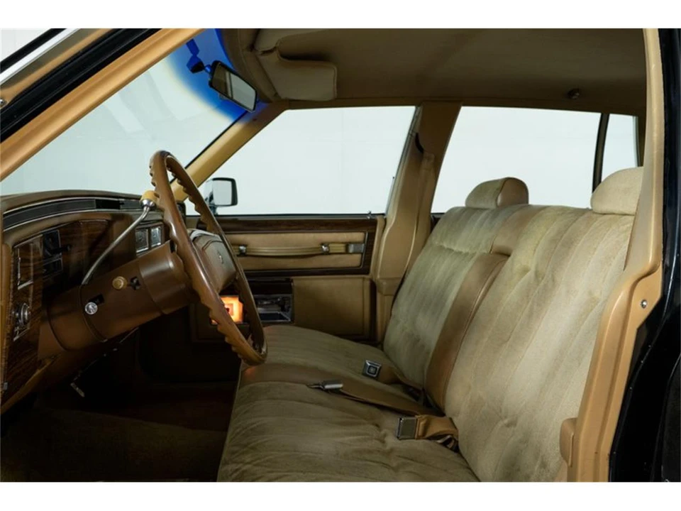 1977 Cadillac DeVille 5th Gen - Image 21 of 31