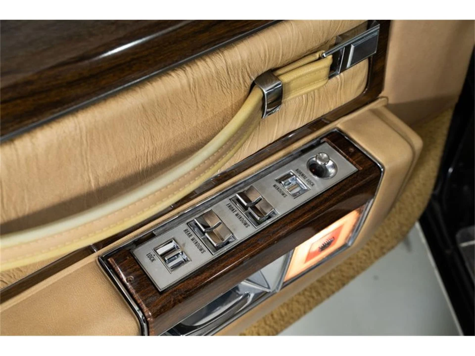 1977 Cadillac DeVille 5th Gen - Image 19 of 31