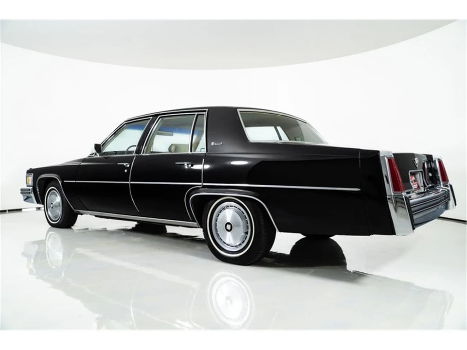 1977 Cadillac DeVille 5th Gen - Image 9 of 31