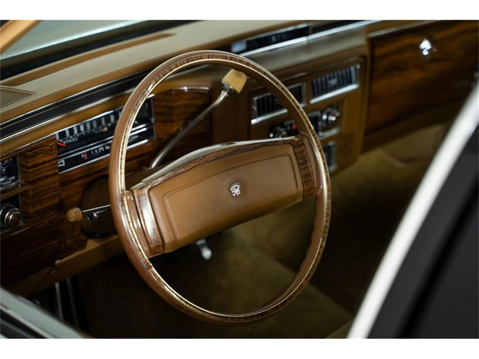 1977 Cadillac DeVille 5th Gen - Image 23 of 31