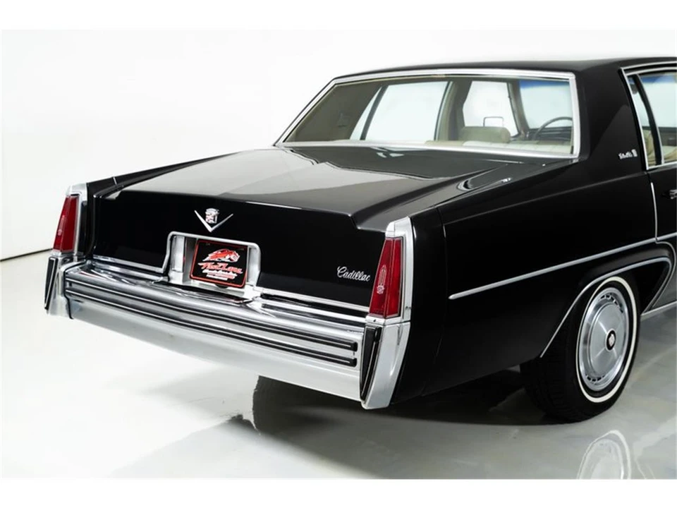 1977 Cadillac DeVille 5th Gen - Image 12 of 31