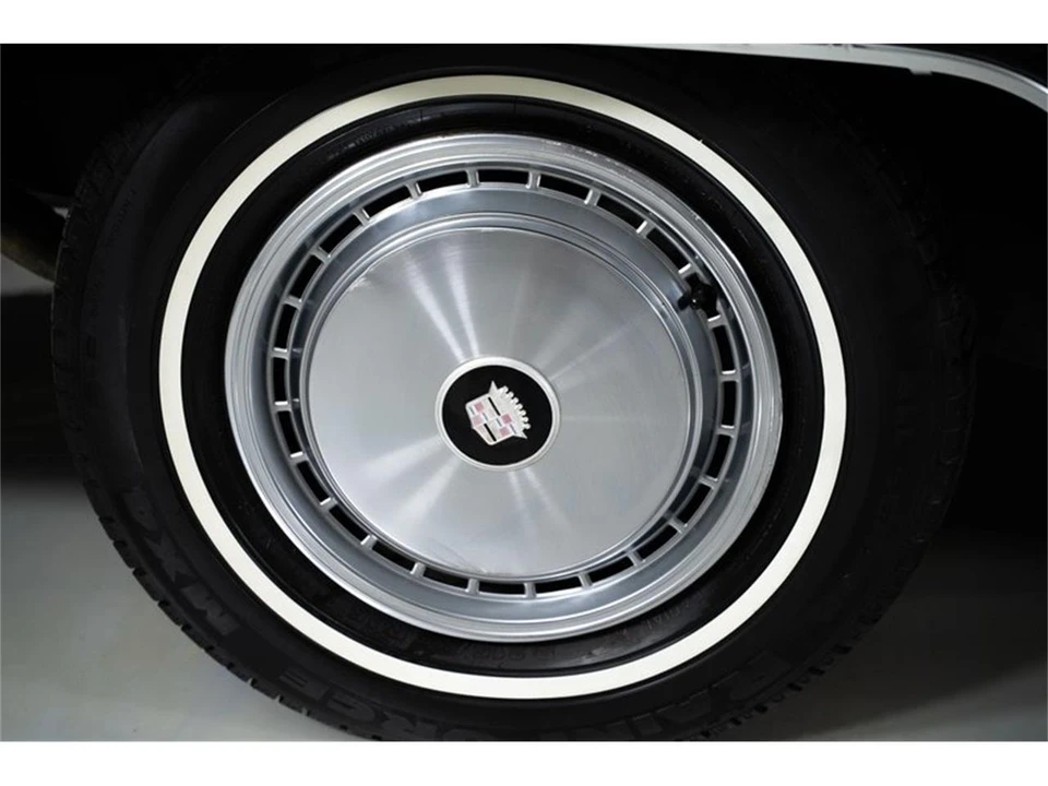 1977 Cadillac DeVille 5th Gen - Image 14 of 31