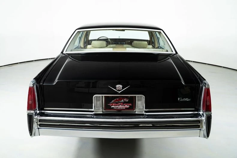 1977 Cadillac DeVille 5th Gen - Image 10 of 21
