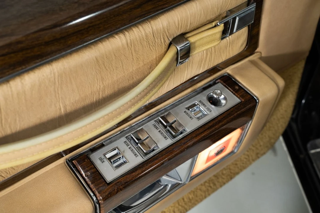 1977 Cadillac DeVille 5th Gen - Image 20 of 21