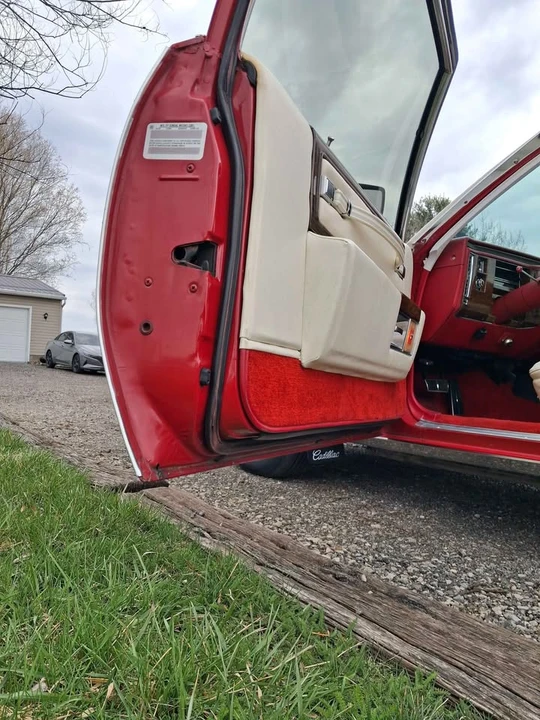 1977 Cadillac DeVille 5th Gen - Image 14 of 20
