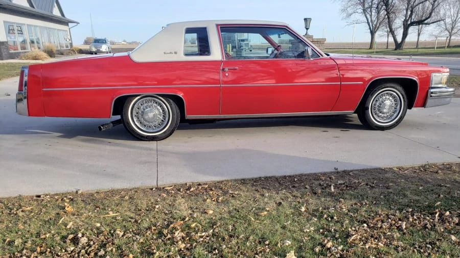 1977 Cadillac DeVille 5th Gen - Image 17 of 24