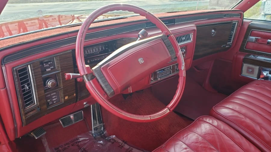 1977 Cadillac DeVille 5th Gen - Image 4 of 24