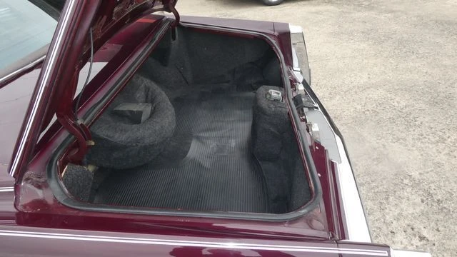 1977 Cadillac Eldorado 9th Gen - Image 25 of 31