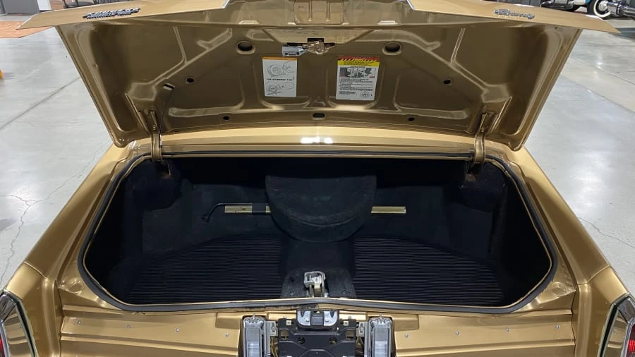 1977 Cadillac Eldorado 9th Gen - Image 15 of 19