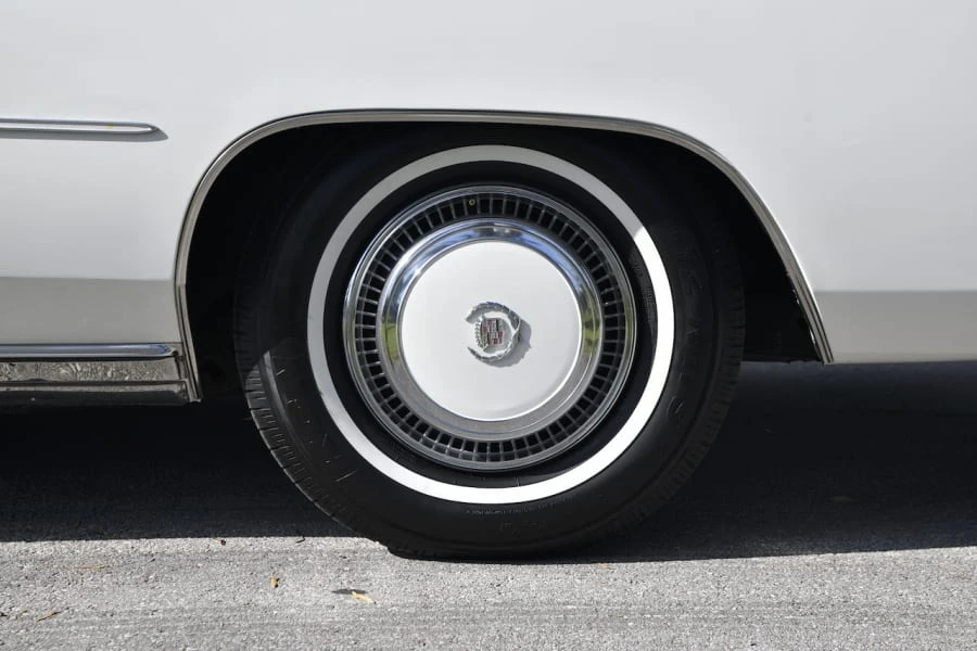 1977 Cadillac Eldorado 9th Gen - Image 15 of 31