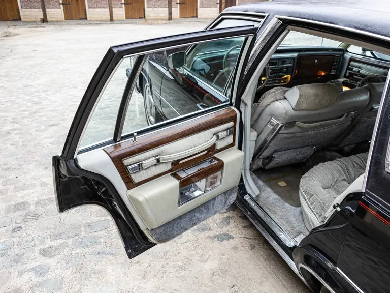 1977 Cadillac Fleetwood - Image 23 of 31