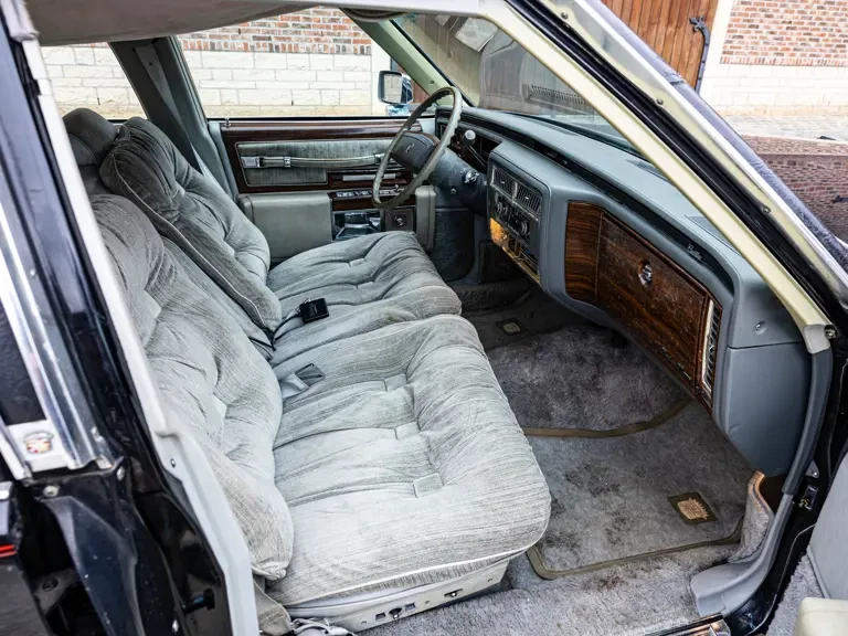 1977 Cadillac Fleetwood - Image 11 of 31