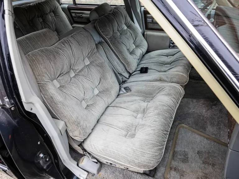 1977 Cadillac Fleetwood - Image 12 of 31