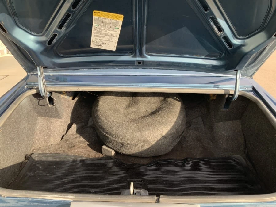 1977 Cadillac Fleetwood - Image 12 of 12