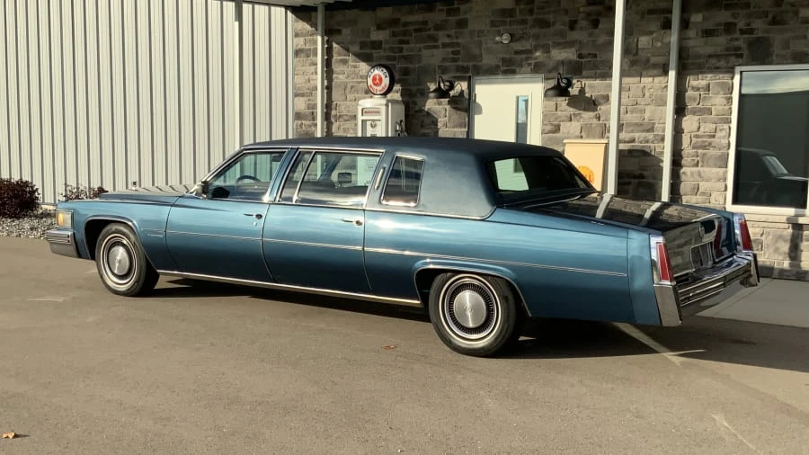 1977 Cadillac Fleetwood - Image 2 of 12