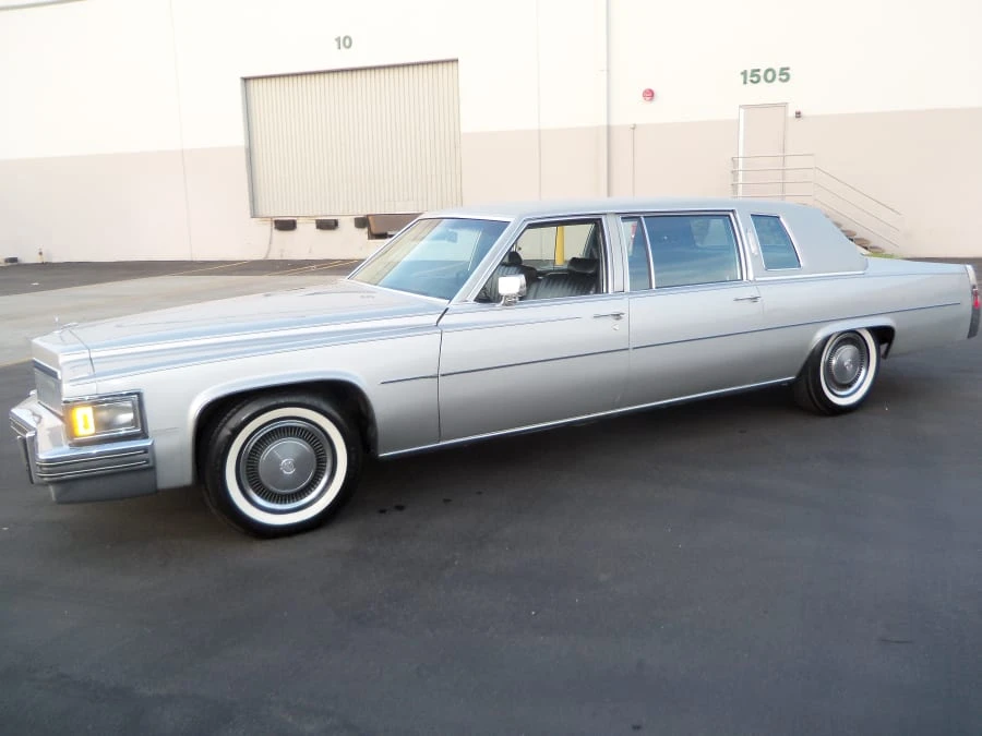 1977 Cadillac Fleetwood - Image 2 of 7