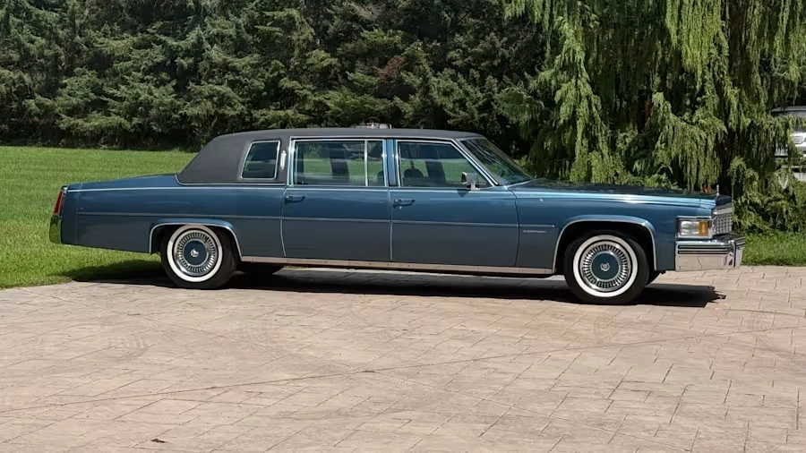1977 Cadillac Fleetwood - Image 2 of 31