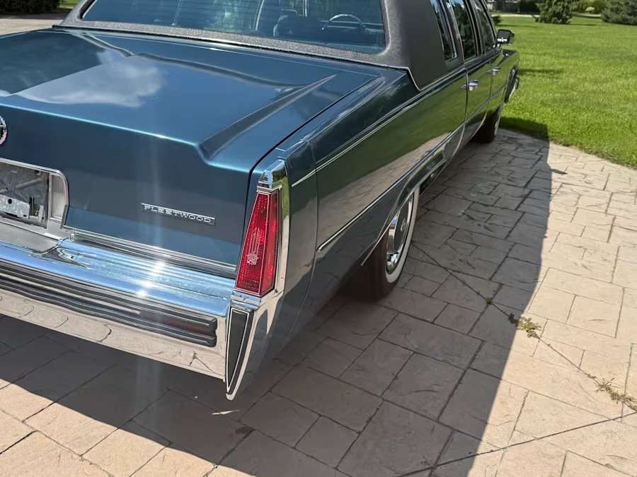 1977 Cadillac Fleetwood - Image 17 of 31